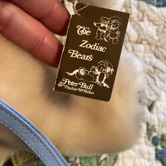 House of Nosbet Zodiac bear jointed LEO with tags - Picture 3 of 5